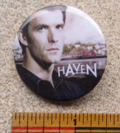 Haven Button / Nathan - Lucas Bryant